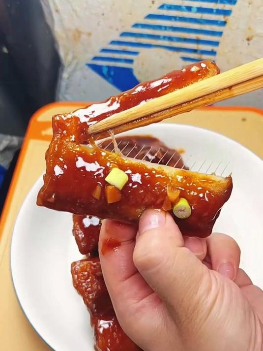 快囤!冷冻的东海宽刀鱼中段,鲜得很!