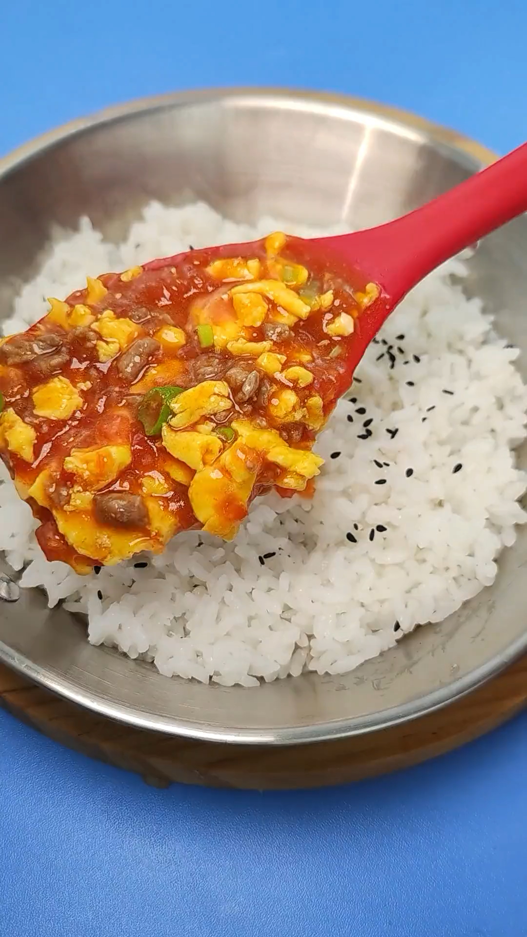 牛肉怎么做软嫩不柴?番茄牛肉滑蛋,软嫩牛肉,嫩滑鸡蛋,还有浓郁的番茄汤汁