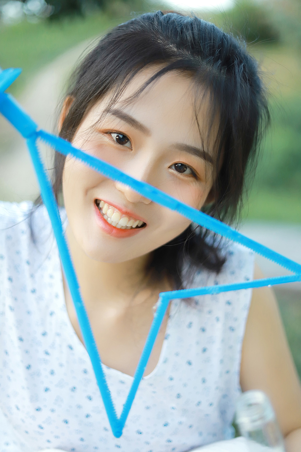 图片[10]-吹泡泡的女孩-六色网