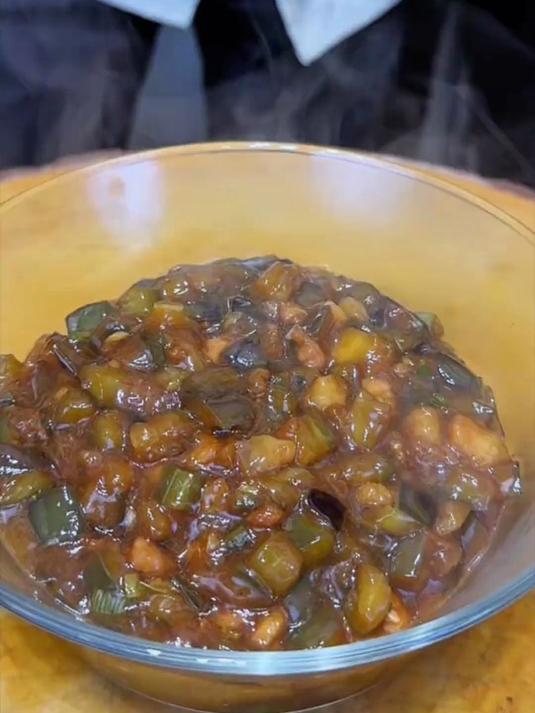 茄子肉丁打卤面在家怎么做浓郁好吃 注意这两个关键点