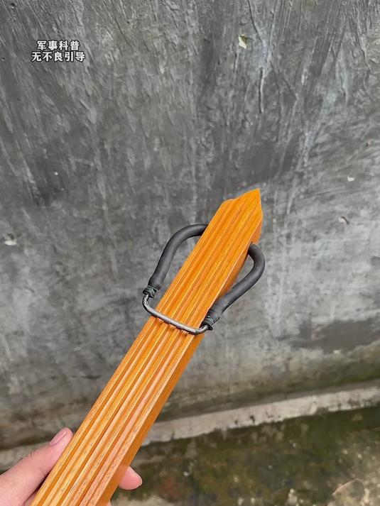 多管鱼镖弹弓