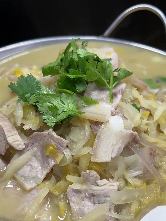 简简单单家常菜 酸菜炖肉 老嗨了