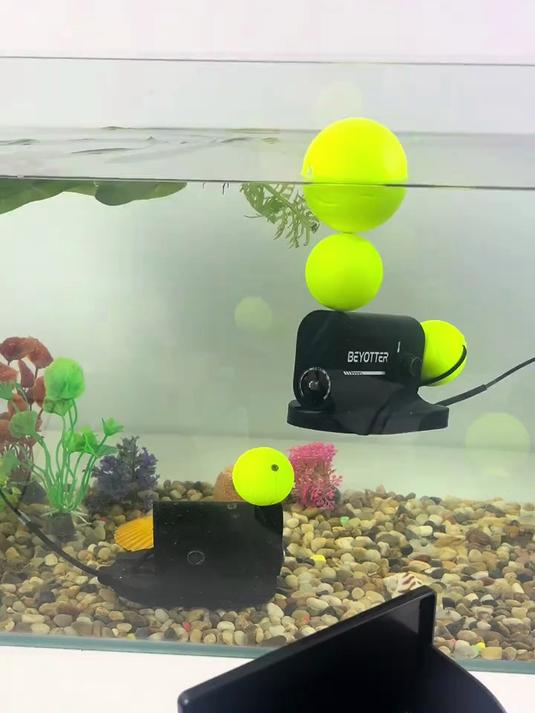 2025 高清探鱼器:日夜两用 + 感温感深,配超硬工具箱～