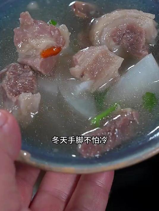 牛肉汤做法汤鲜味美，营养丰富