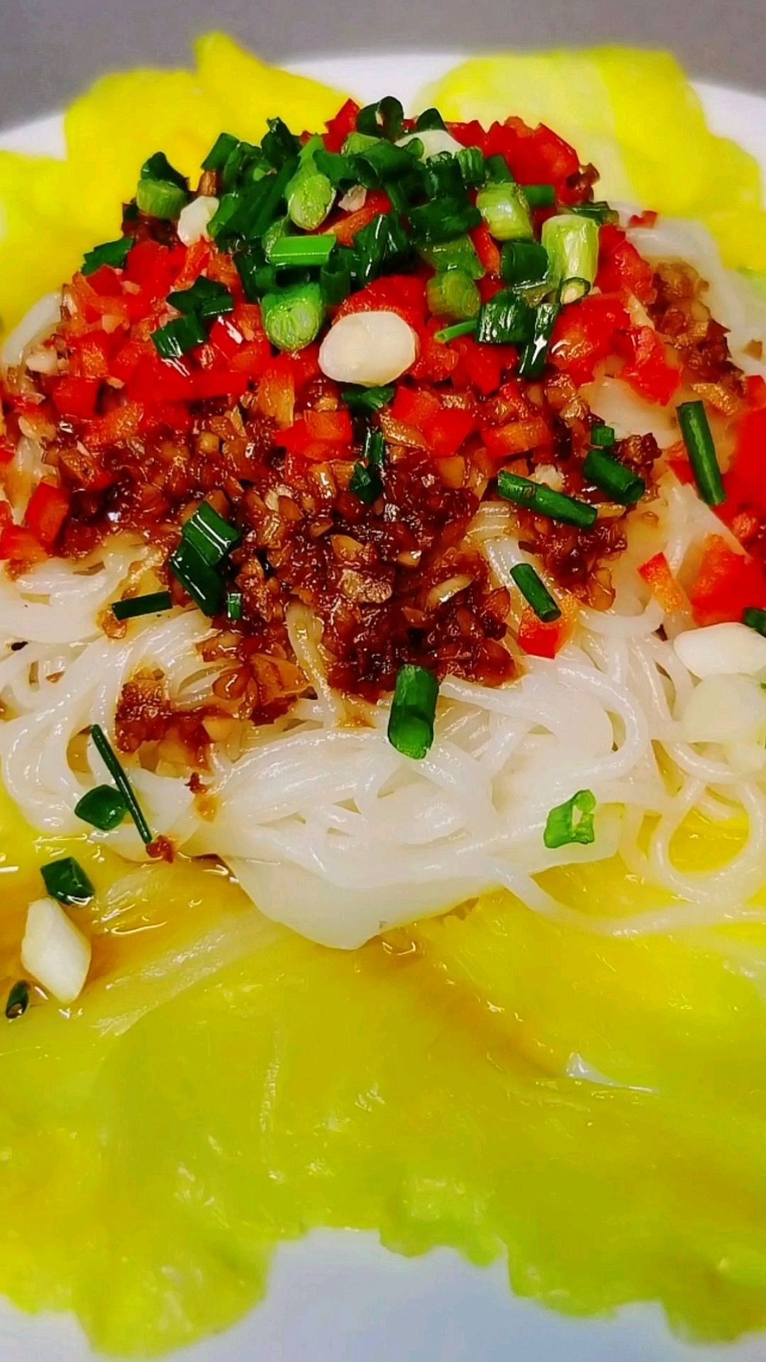 蒜蓉粉丝白菜,这样搭配简直太美味了