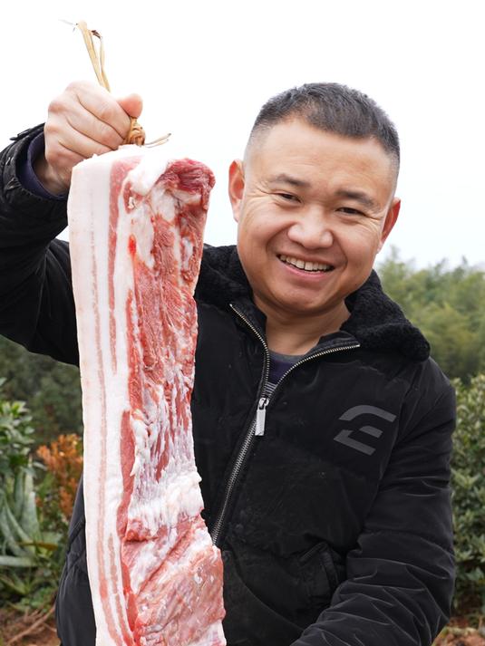 好久没吃粉蒸肉了,今天自己做蒸肉粉,蒸出的粉蒸肉,味道可真好