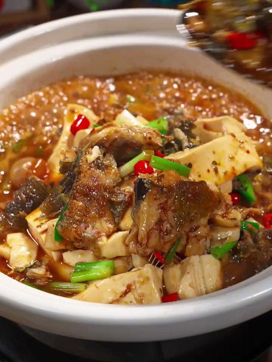 家里来客,做个黄骨鱼烧豆腐