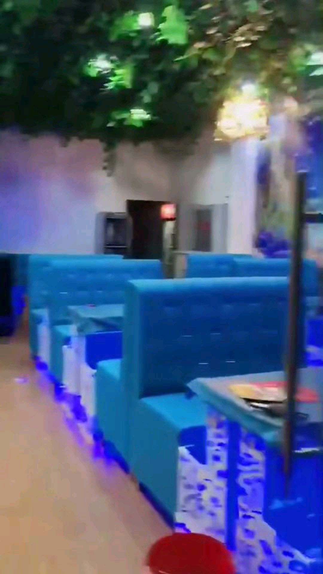 疫情后亲亲鱼疗馆又火爆起来了