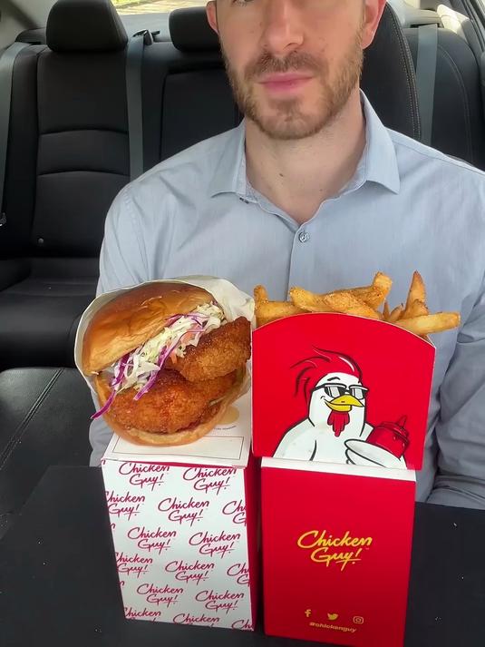 这是美国的什么鸡,kfc?#炸鸡控必吃##肯德基炸鸡##美食#