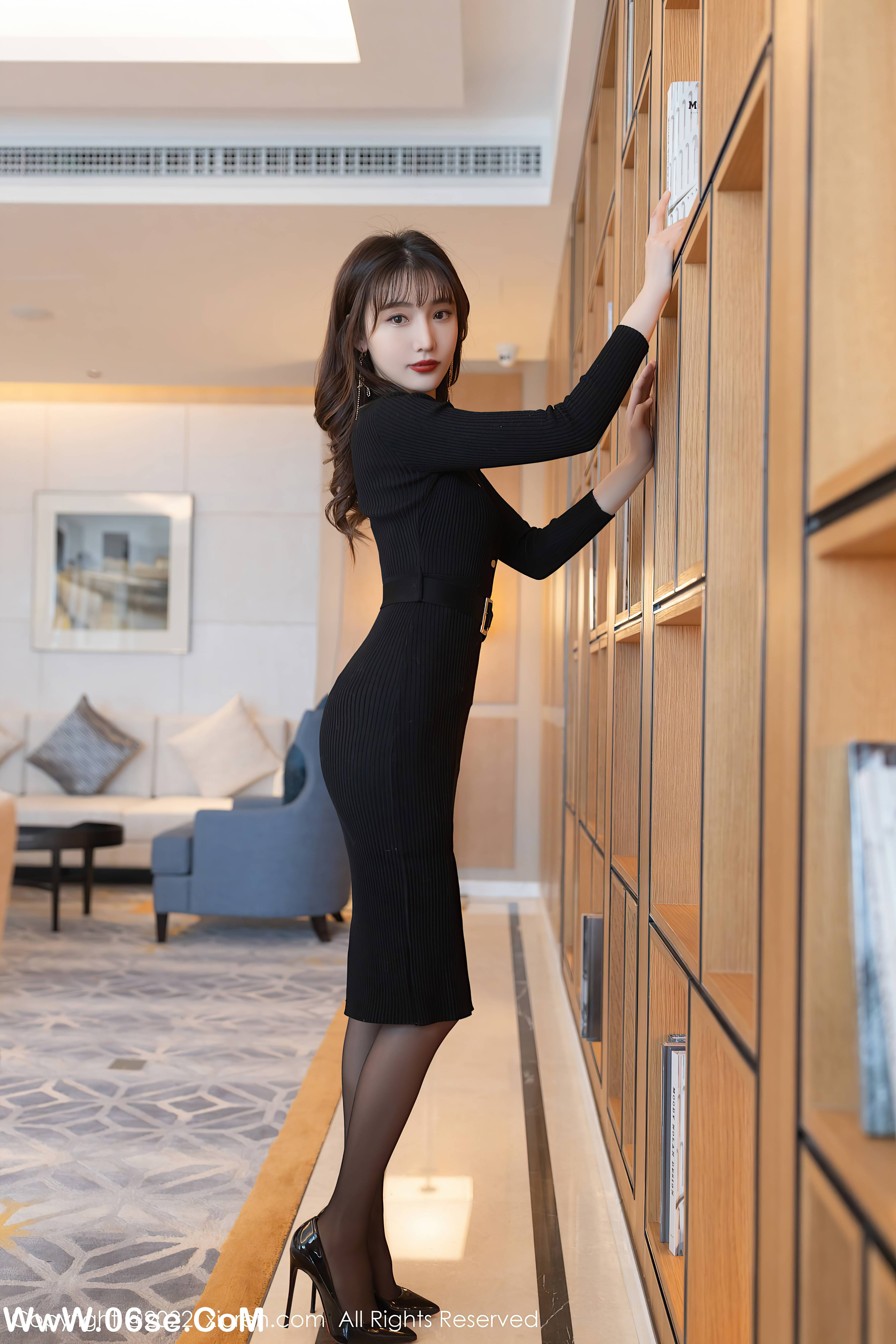 图片[2]-[XIUREN秀人网] 2022.03.31 NO.4806 陆萱萱[78+1P705M]-六色网