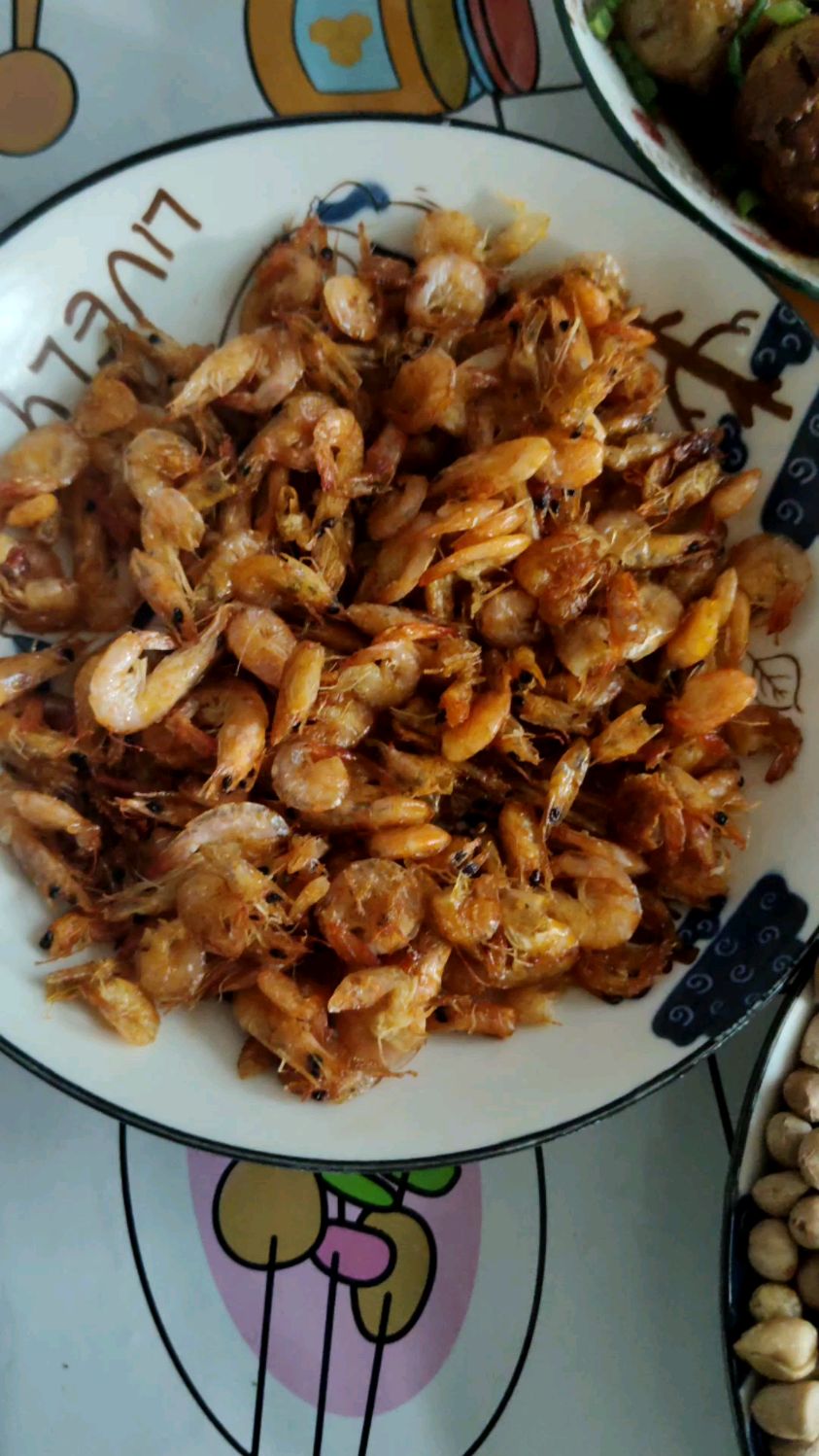 干煸小河虾盐焗花生米