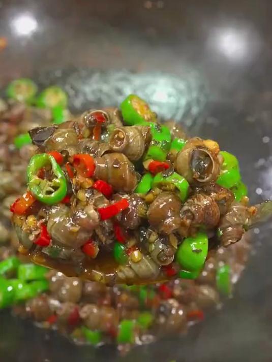 宵夜摊儿的嗦螺怎么那么好吃呢,其实我们在家也能轻松搞定
