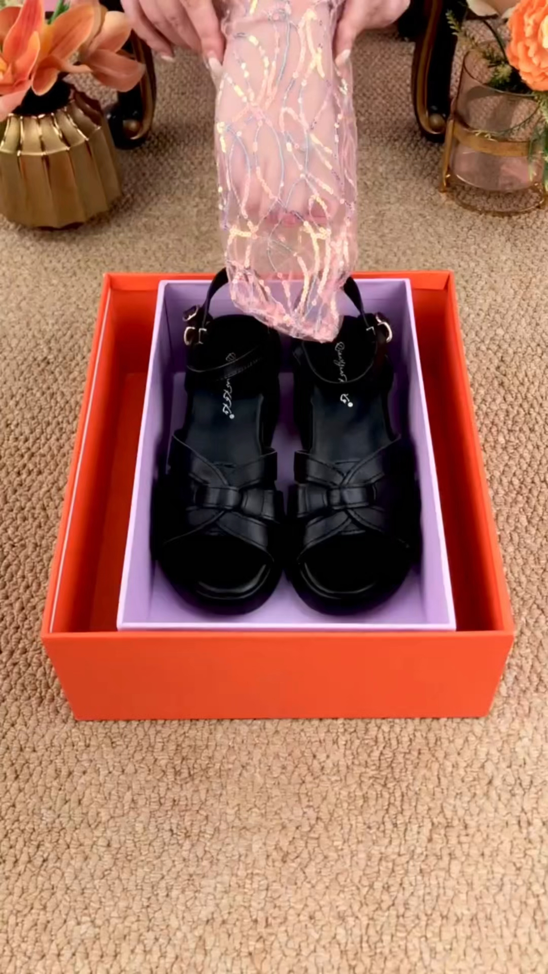 松糕底凉鞋,简约大方