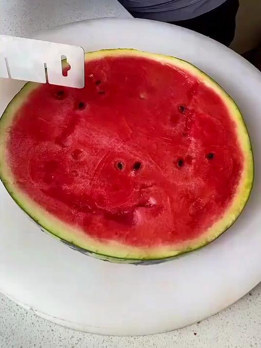 水果蛋糕，家里人过生日，试着自己做做吧