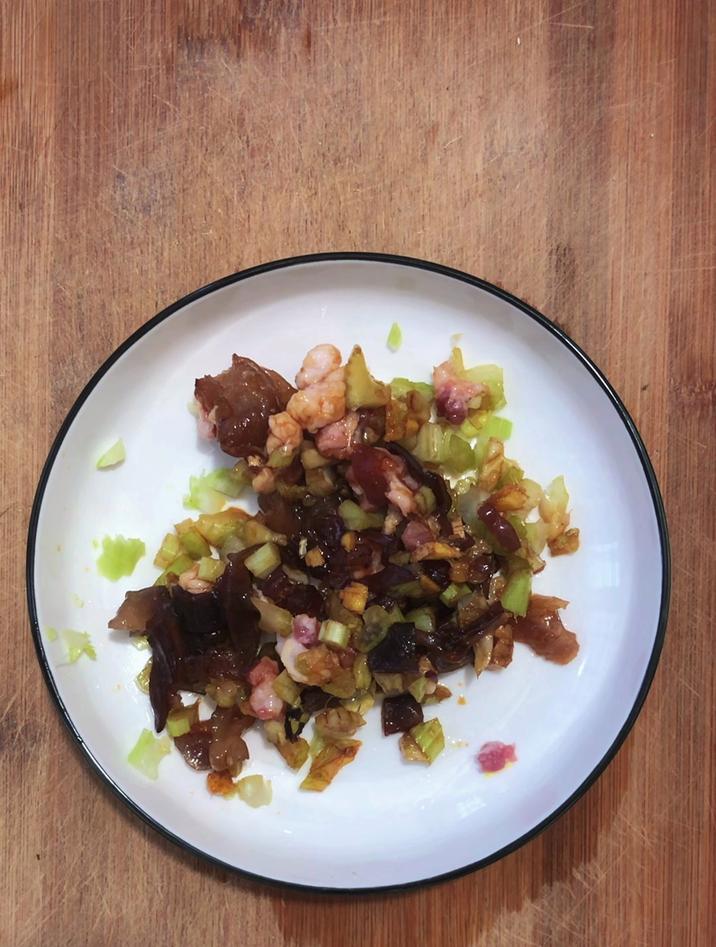 猪肉芹菜饺子馅怎么调才好吃