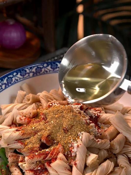 下班回家没有下饭菜的时候,就试试这个凉拌豆筋卷,豆香味浓郁