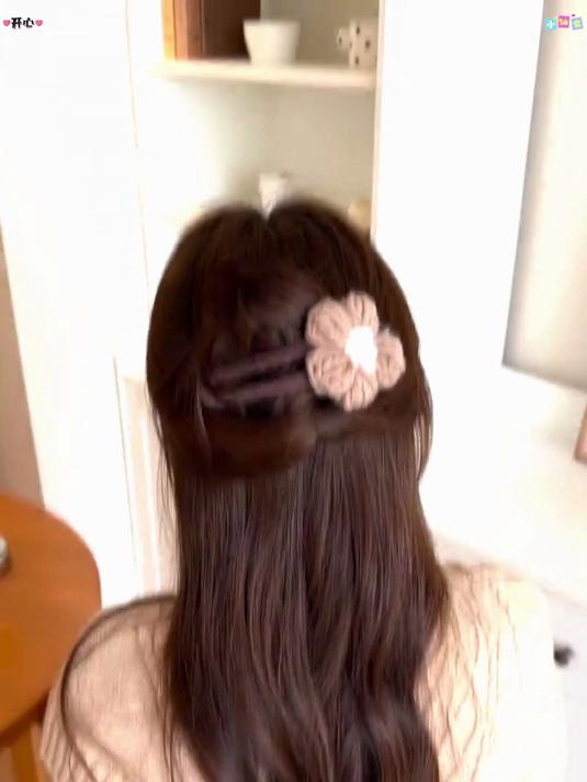 优雅永不过时,丝绒花朵毛线发夹,鸭嘴夹半扎发尽显温柔