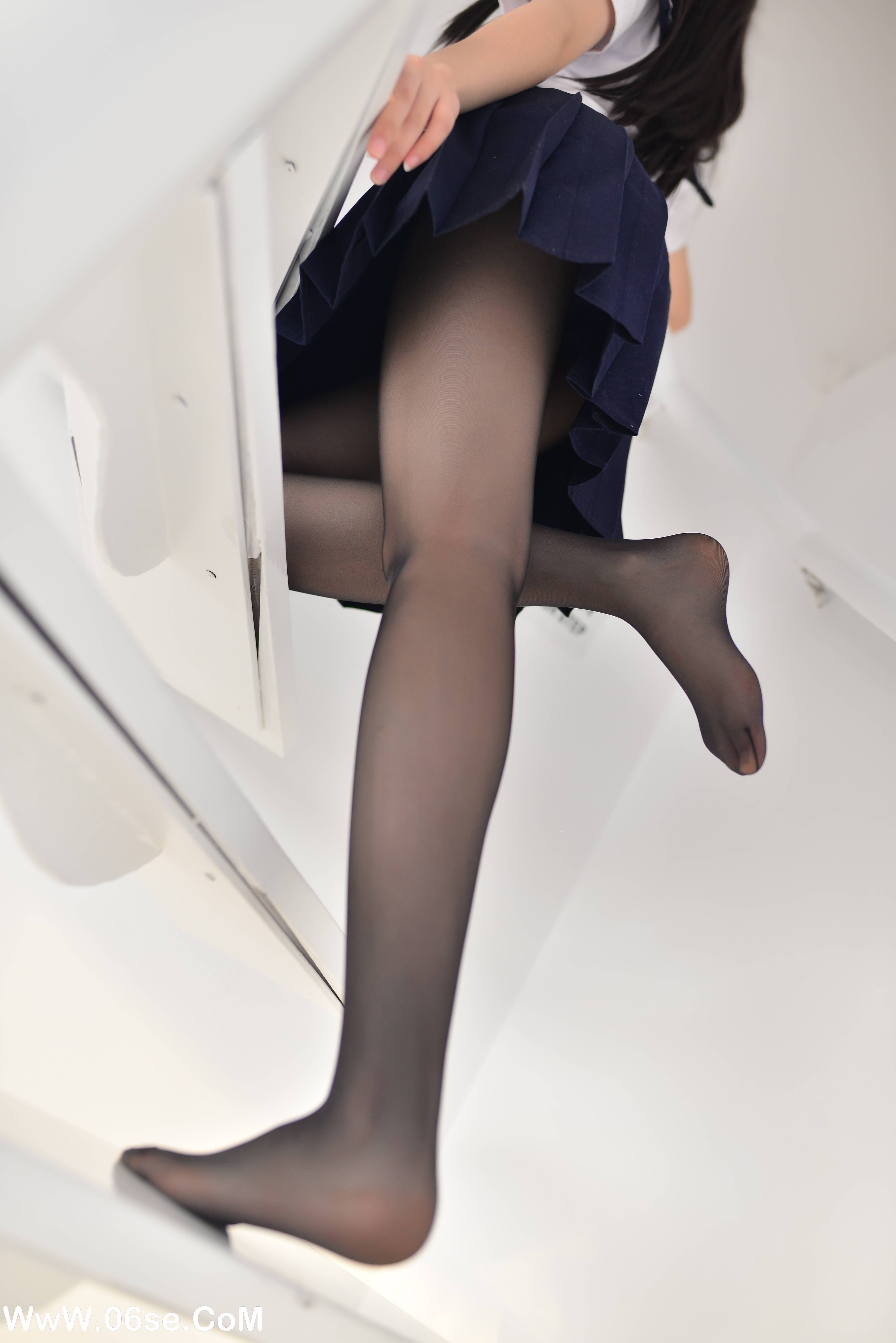 图片[19]-Cos小姐姐雪琪 NO.041 – 黑丝JK死库水 [46P392M]-六色网