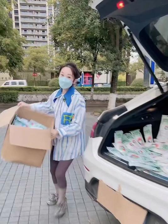 3D 高颜值口罩,鱼嘴柳叶款,戴出精致感