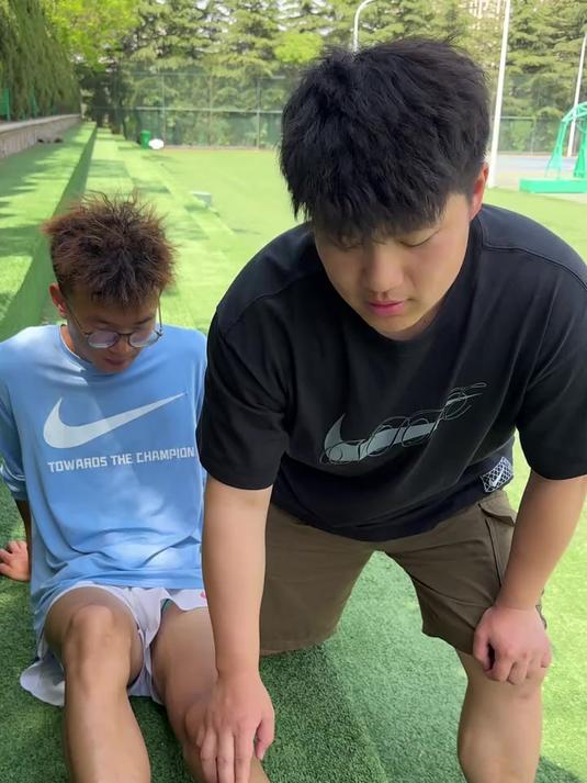 训练后小腿前侧酸胀