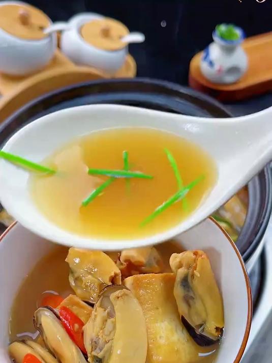 懂养生的，最知道淡菜干煲汤的好处！