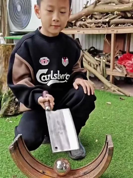 轴承钢锻打菜刀，全刃斩切刀，非遗锻打工艺，厨师商用家用都非常好用！东西还是传统的好！#菜刀