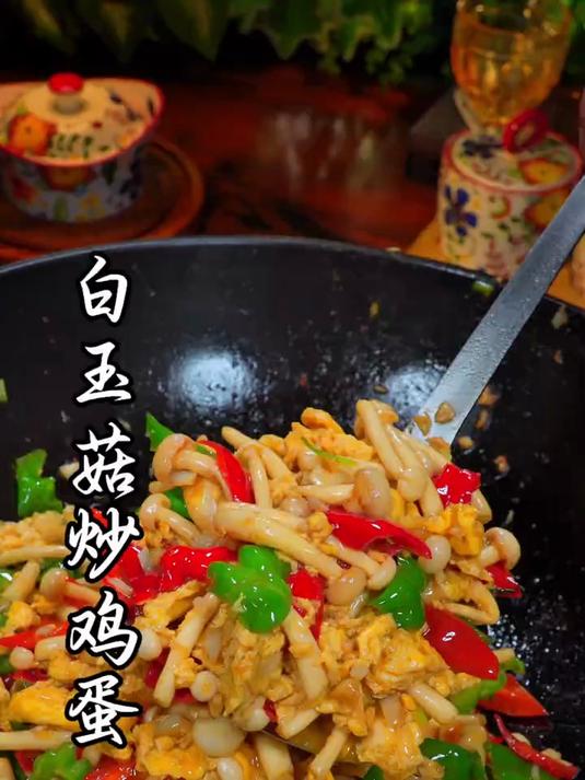 天热没胃口?这盘白玉菇炒鸡蛋太好吃了