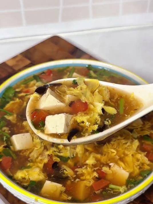 热乎乎酸辣豆腐汤