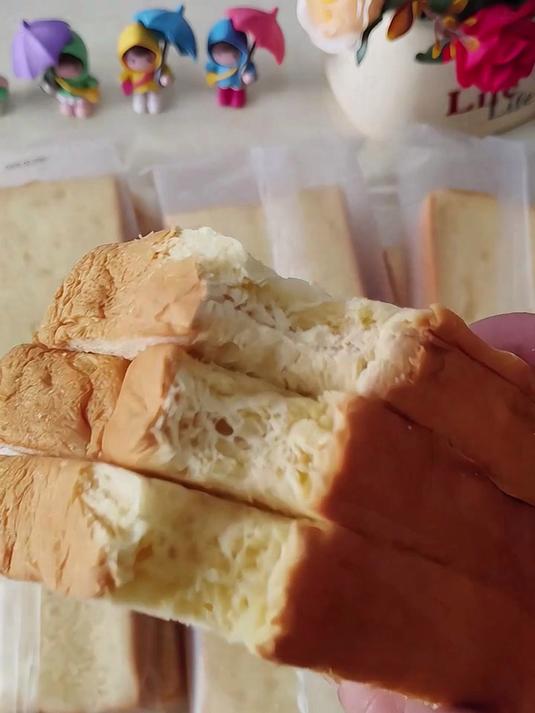 北海道工艺锁住乳脂!3厘米厚切吐司微波10秒