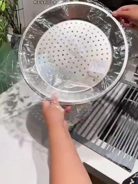 加深大号蒸盘,不锈钢材质耐用,圆形设计蒸包蒸饺稳,不漏汤省心