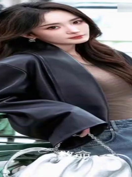 杨幂 大幂幂的街拍_字幕版