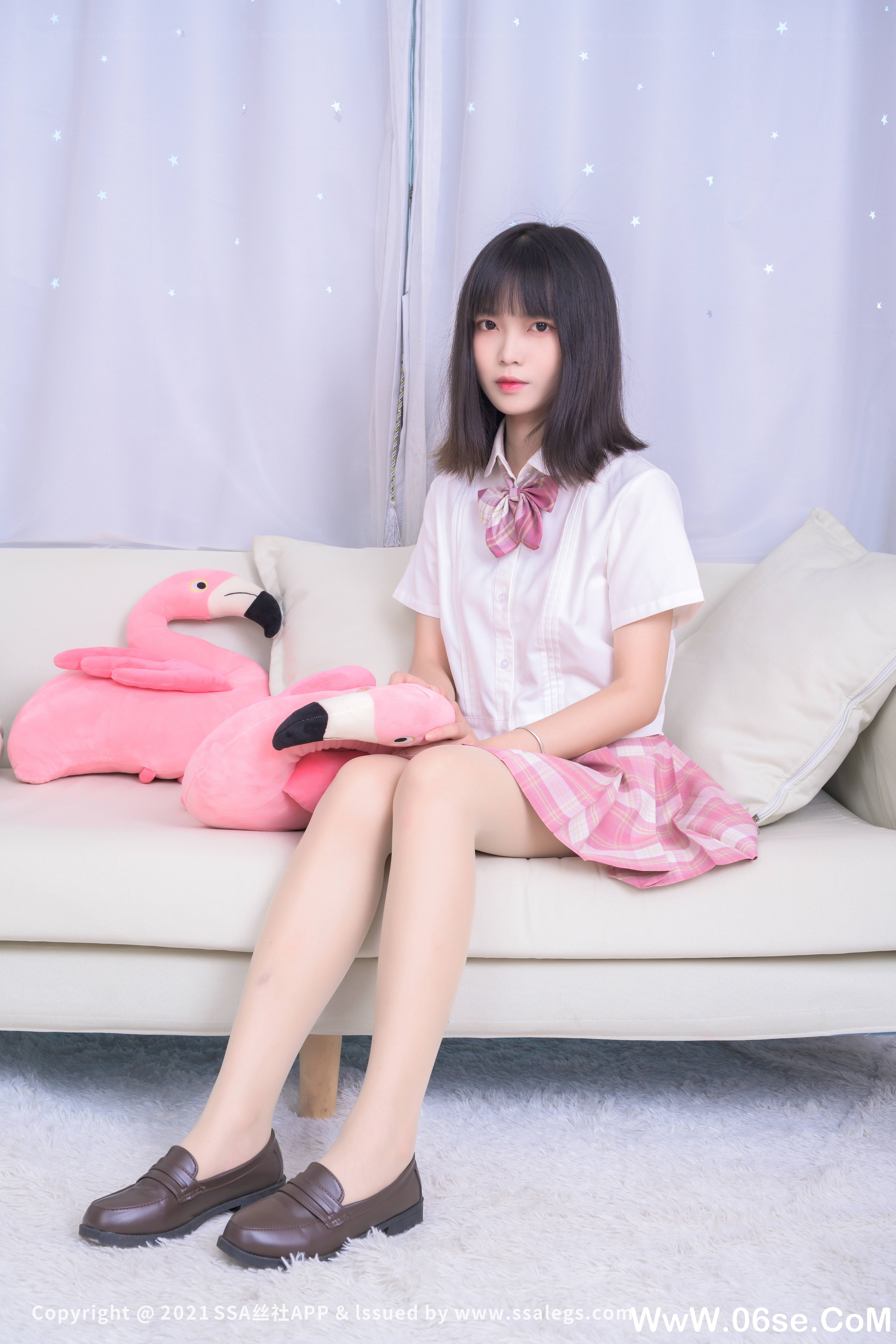 [SSA丝社] NO.700 模特丹丹的肉丝袜美脚（上）[106P2.78G]-六色网