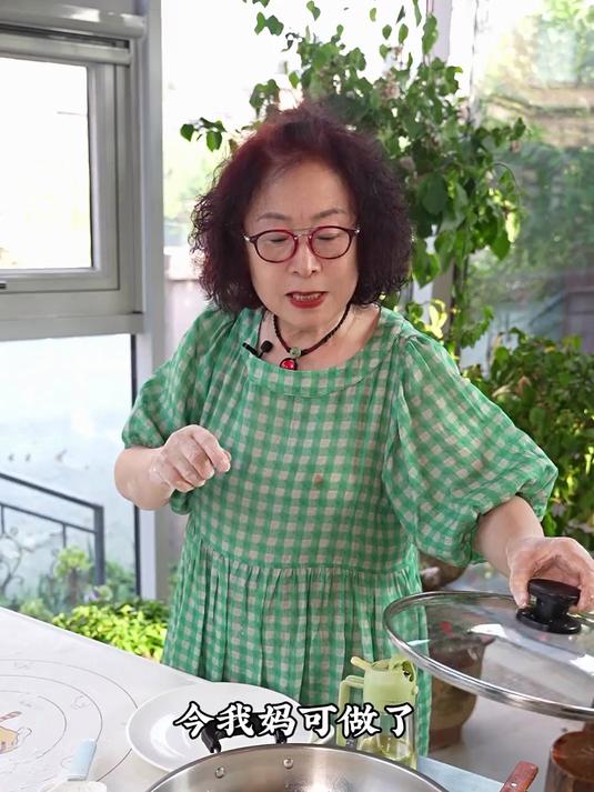 一顿能吃五张的家常大葱肉饼！焦香里软，满满的肉馅真的超级香