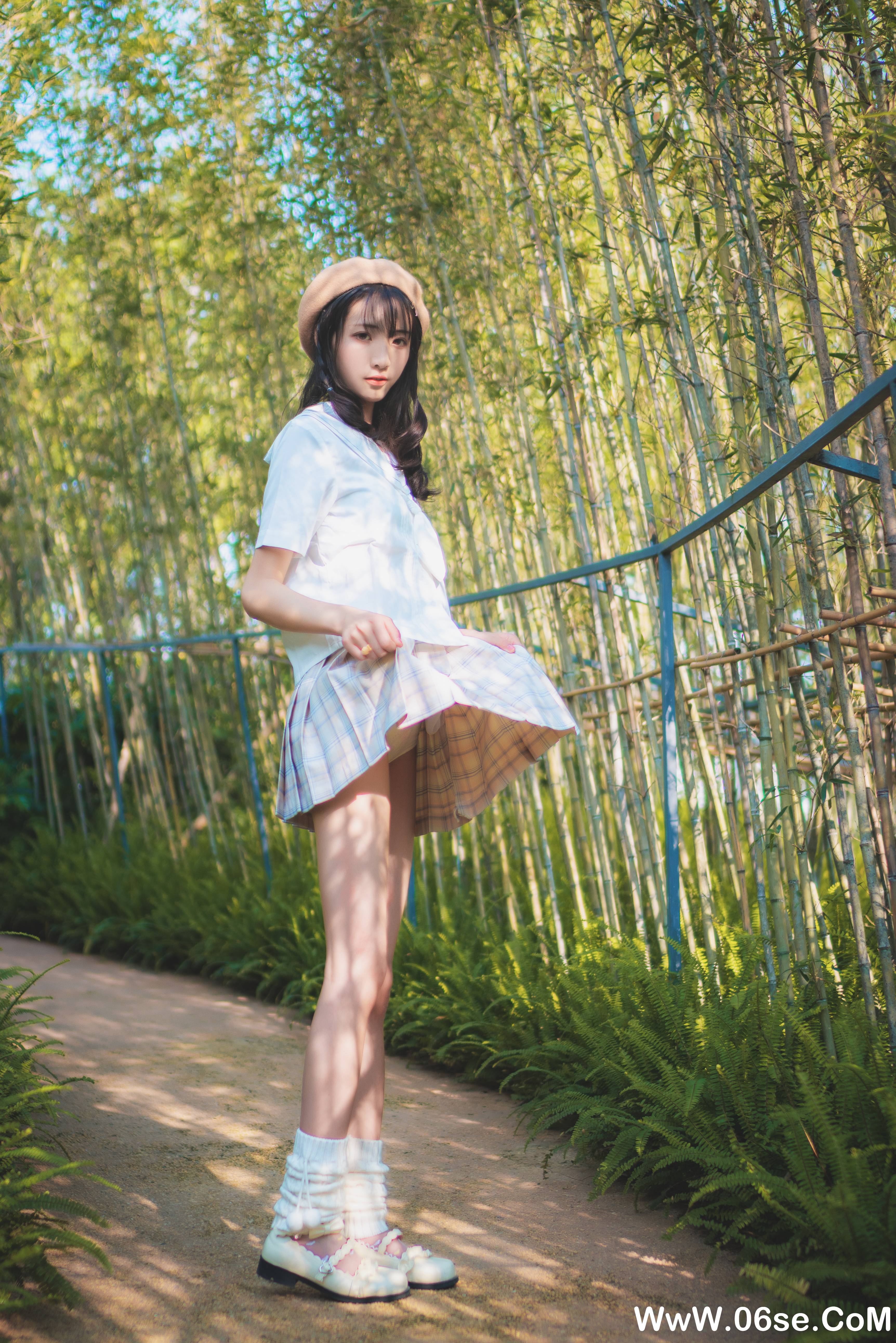 图片[38]-西瓜少女 NO.001 – 白云森林[39P+408M]-六色网