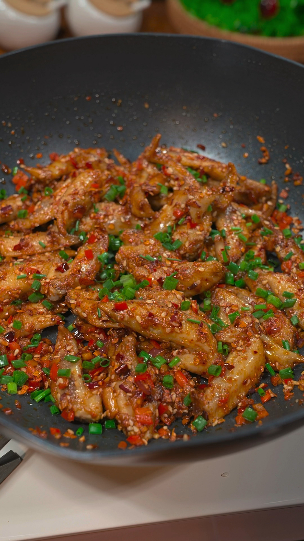 香辣鸡尖这么做,香味入味,好吃到停不下来