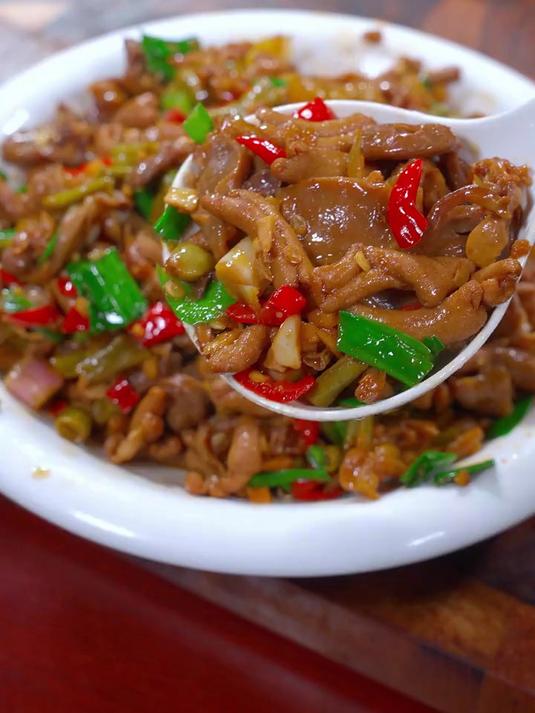 超级下饭的酸辣鸡杂