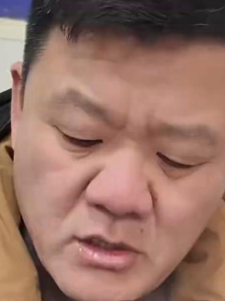 打卡周口逊母口胡辣汤！5块10块都尝了，是我没吃对店吗#vlog#