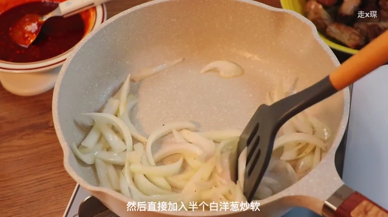 #美食# 最近沉迷韩餐!又找到好吃的无骨鸡爪啦 酸辣柠香我太爱了