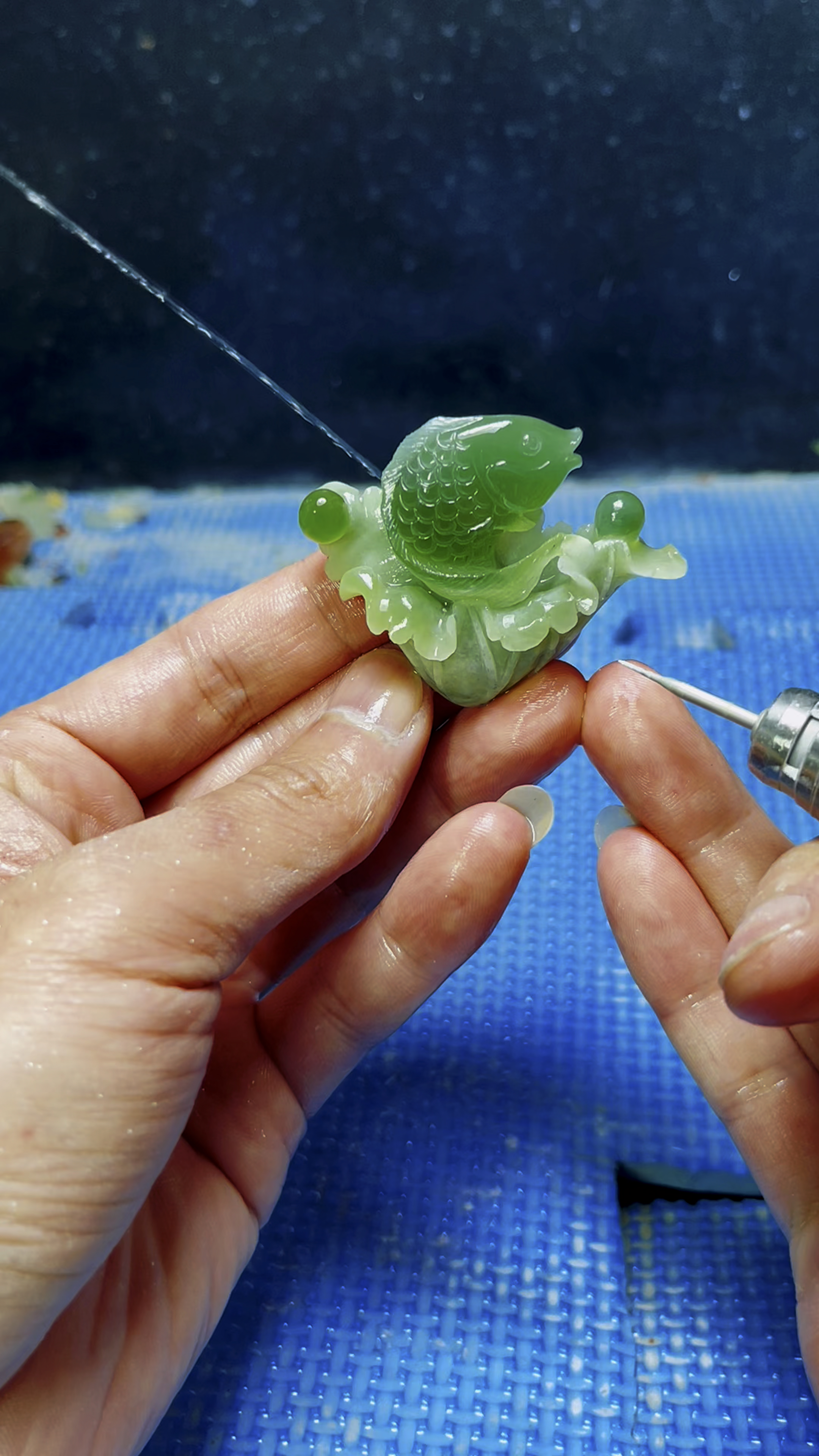 手工雕刻 小鲤鱼雕刻过程