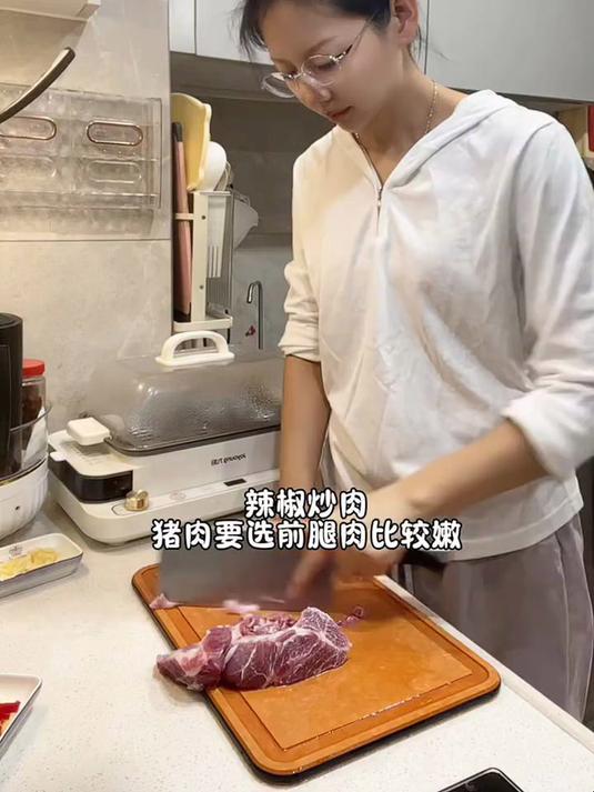 壹号土无抗黑猪前腿肉 净重2斤 谷饲慢养鲜猪肉生鲜冷冻猪腿肉