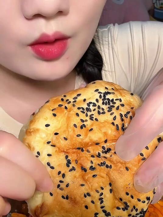 花小小的新疆炒米粉终于吃上啦