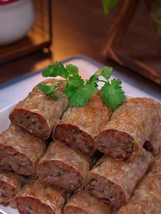 美味可口的腐皮肉卷