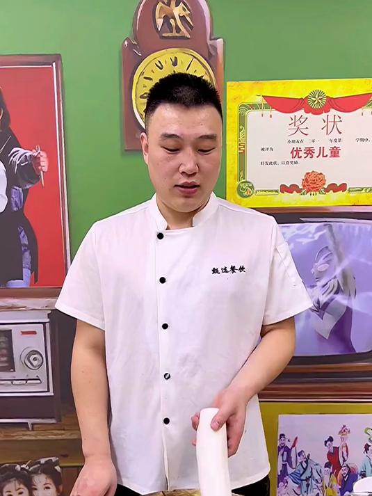 牛杂煲你喜欢重口还是清汤？两种风味你都试过了吗？