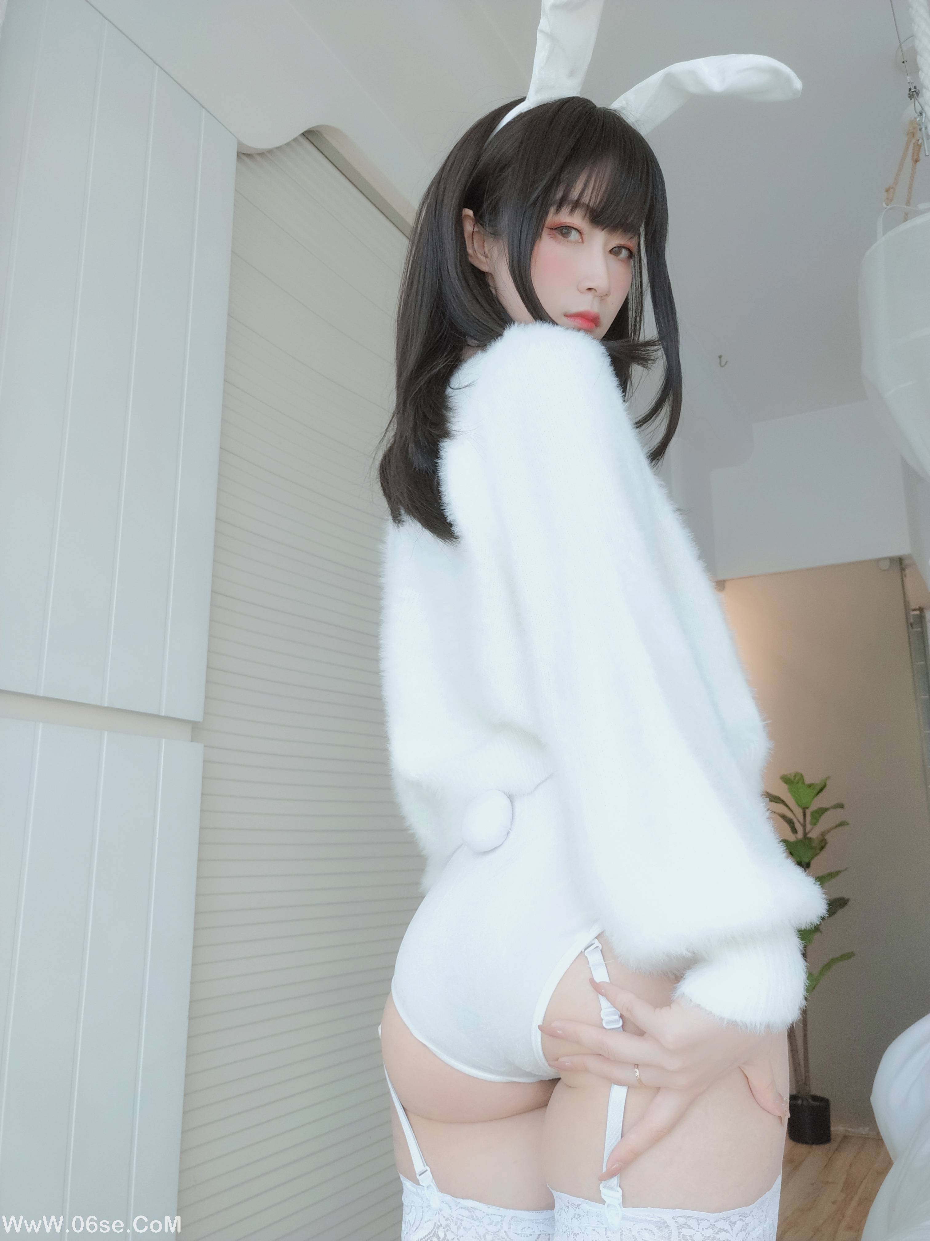 图片[71]-Coser小姐姐白银 NO.013 – 白丝兔子[108P+4V893M]-六色网