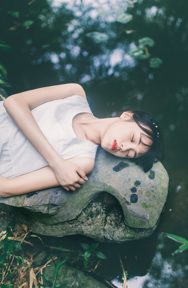 图片[8]-回忆在思念中搁浅-六色网