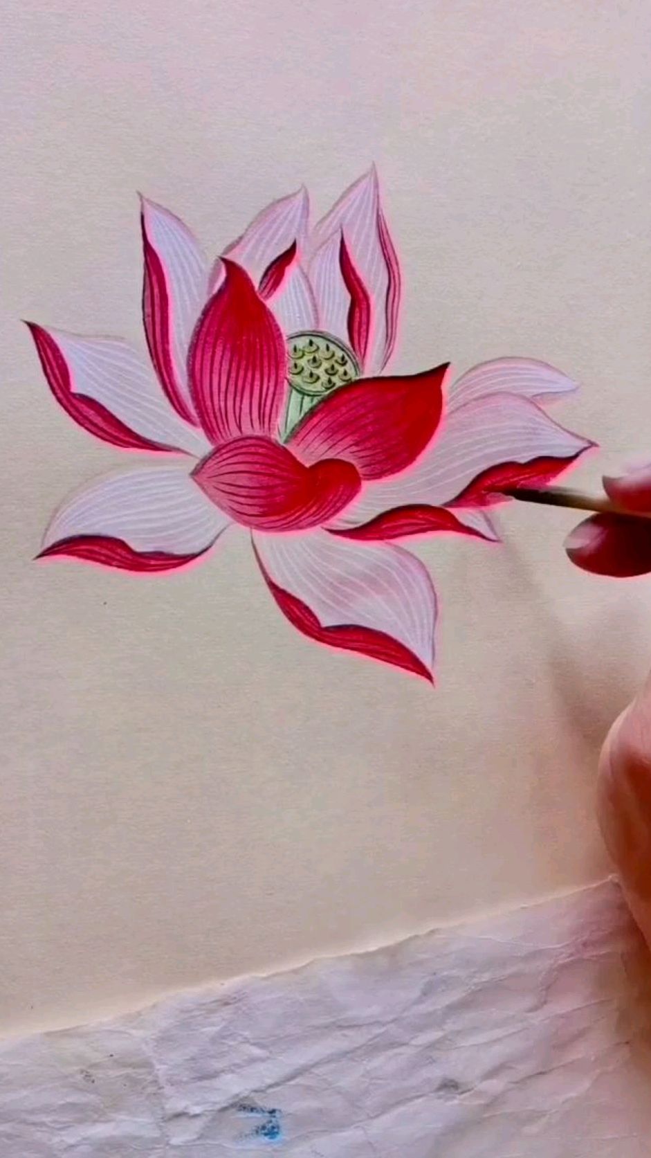 用简单的方法画一朵荷花