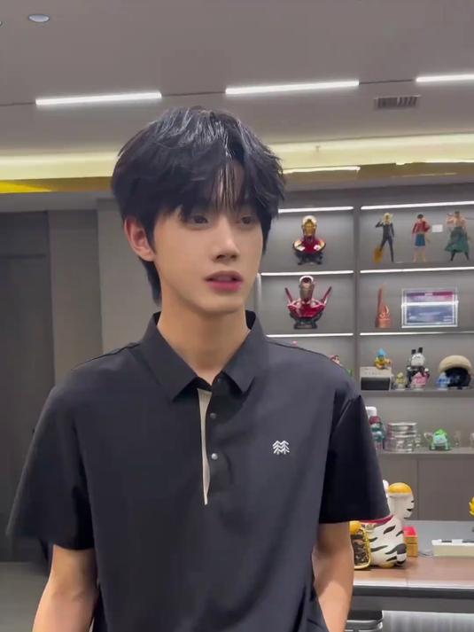 天若有情天亦老 老弟带我把小鲜肉找