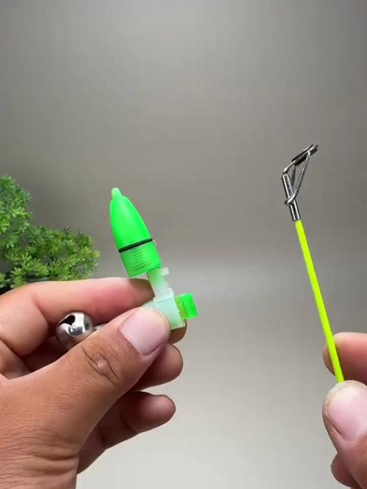 威拓森 钓鱼铃铛防甩路亚鱼竿抛竿海竿海杆报警器夜钓海钓夜光灯