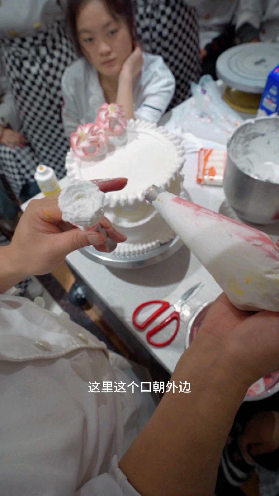 奶油裱花你得选对裱花嘴才好用