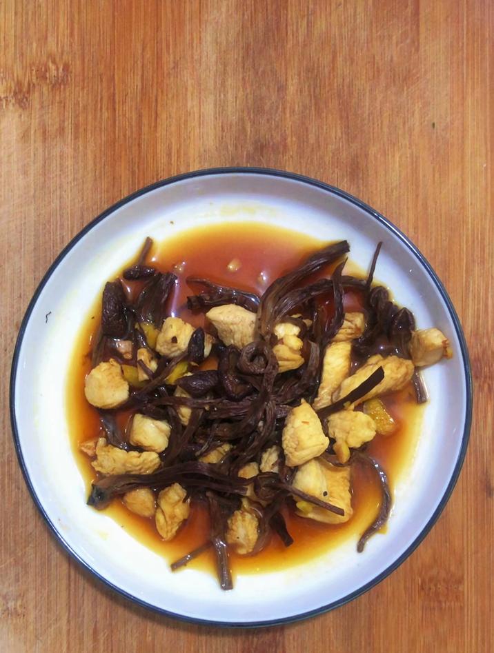 茶树菇炖鸡的做法,跟我这样做,好吃下饭